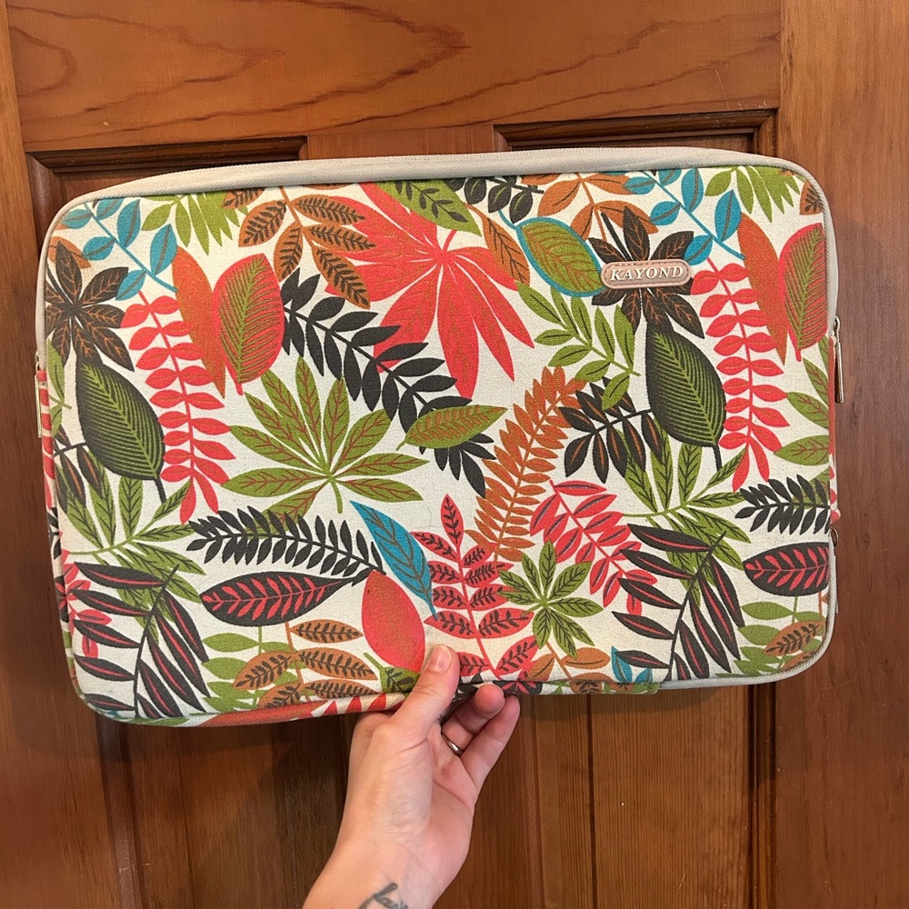 Kayond Tropical Leaf Laptop Sleeve  18”